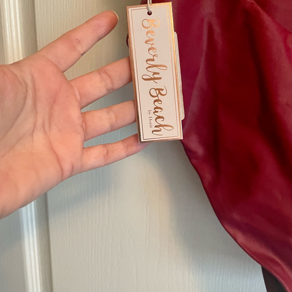 Brand new sexy one piece bathing suit! - Picture 5 of 5